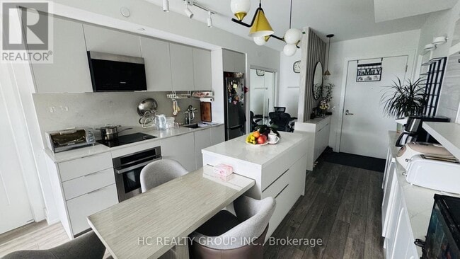 Building Photo - 9 Clegg Rd