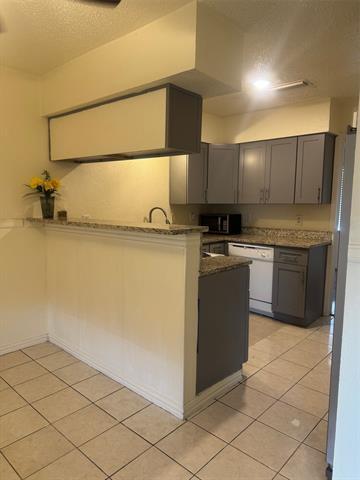Foto del edificio - 4811 Rollingwood Ct
