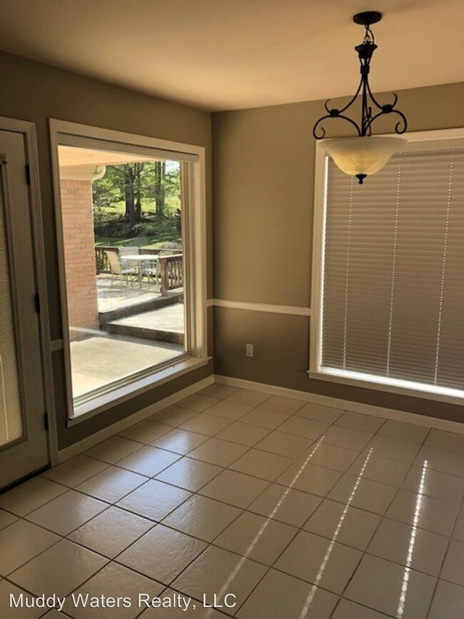 Building Photo - 3 br, 2 bath House - 3490 Rhett Butler