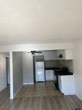 Building Photo - 5920 Streamview Dr