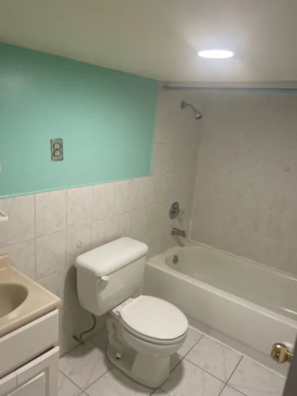 Photo - 146-38 175th St (Queens, NY)