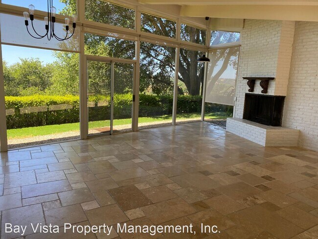 Foto del edificio - 4 br, 2 bath House - 23 Hall Drive