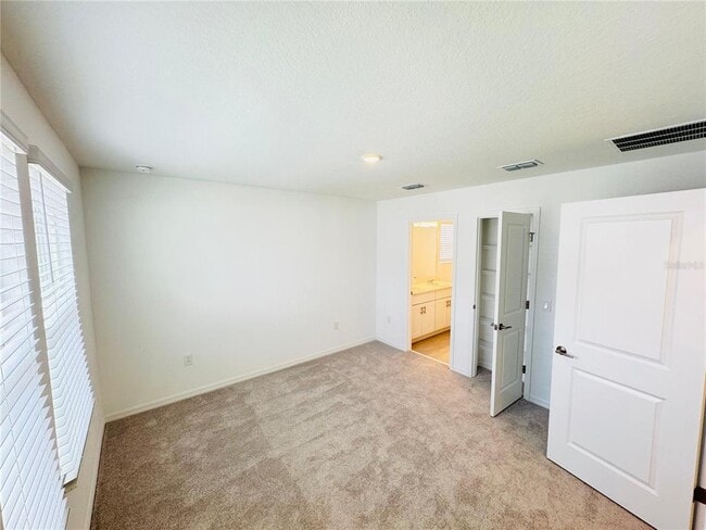 Building Photo - 3140 Skyline Lp