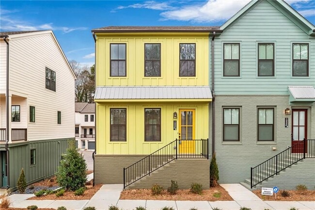Building Photo - 1332 Breezy St SE