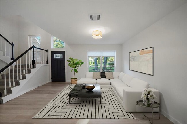 Foto del edificio - 102 Rockridge Dr
