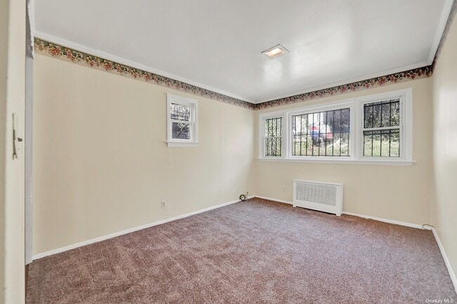 Building Photo - 85-19 164th St