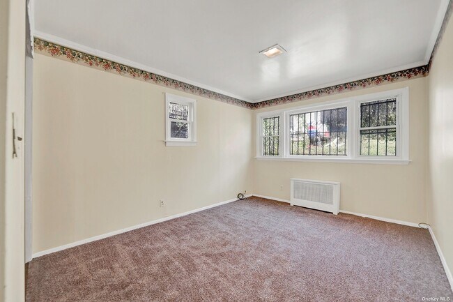 Foto del edificio - 85-19 164th St