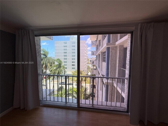 Foto del edificio - 800 West Ave