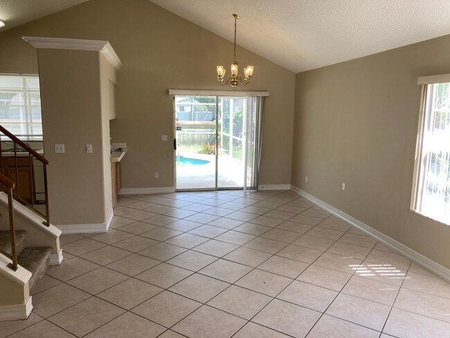 Building Photo - 3-Bedroom Pool Home in Bay Pointe – Kissimmee
