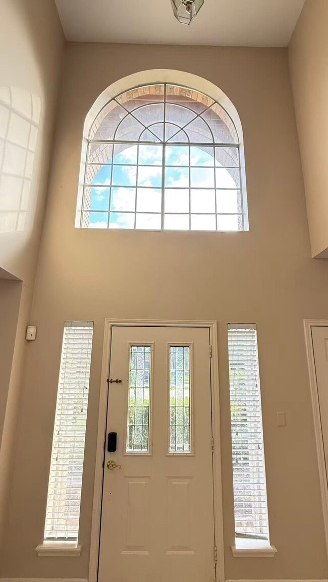 Building Photo - 6307 Box Bluff Ct