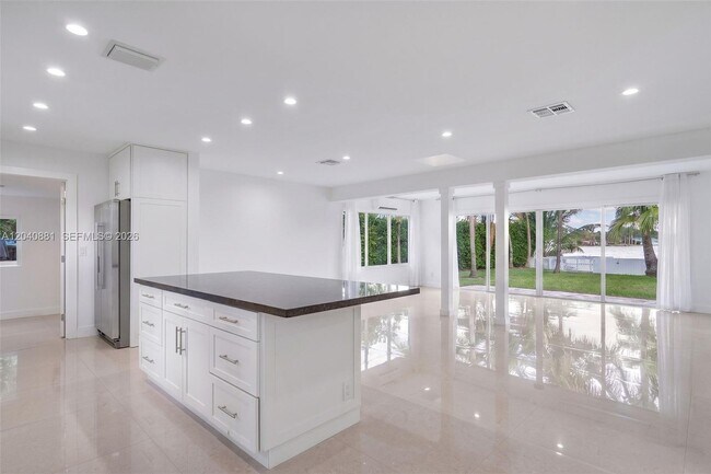 Foto del edificio - 2531 NE 209th Terrace