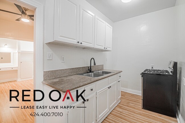 Building Photo - 1839 W 12th St