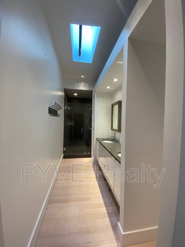 Foto del edificio - 106 Summit Ave