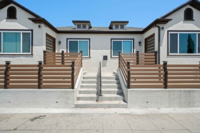 Foto del edificio - 508 N Kingsley Dr