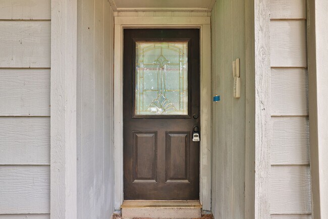 Foto del edificio - 4623 Whispering Rock Ln