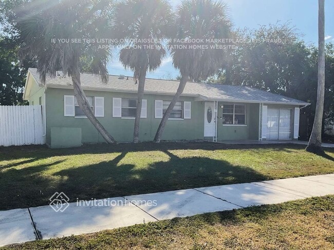 Building Photo - 8380 Jacaranda Ave