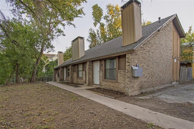 Foto del edificio - 3454 Willowrun Dr