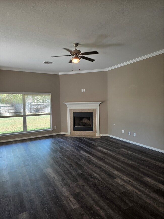 Foto del edificio - 6216 N Fawnlake Dr