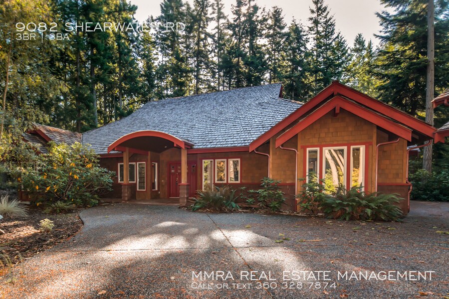 Primary Photo - Luxury Semiahmoo Lodge-Like 3 Bedroom Home