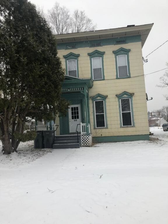 Foto principal - 512 North Madison Street