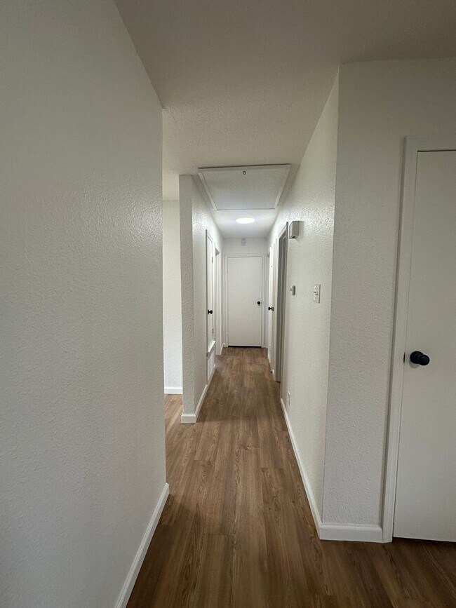 Foto del edificio - $1500 move-in special