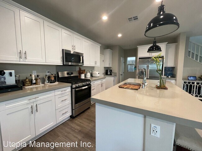 Building Photo - 4 br, 3 bath House - 869 Camino Cantera