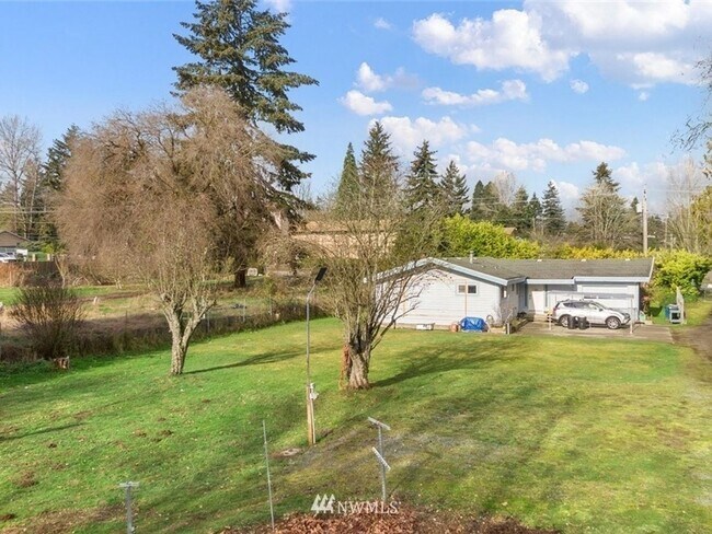 Building Photo - 3 Bedroom Single Family Home in Renton