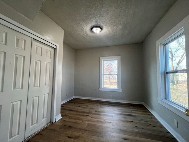 Foto del edificio - 3 Bedroom House on the edge of FD $950