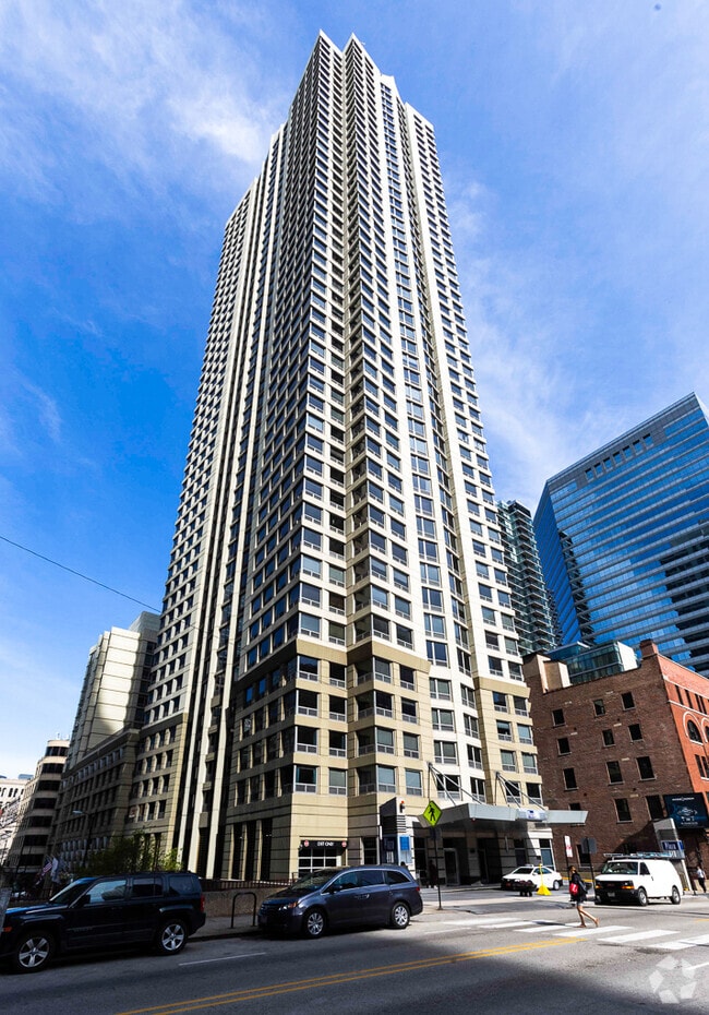 Building Photo - 440 N Wabash Ave