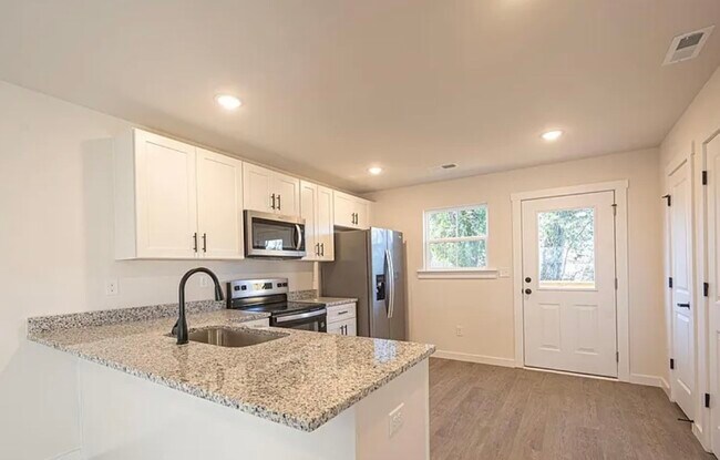 Foto del edificio - 1038 12th St NE