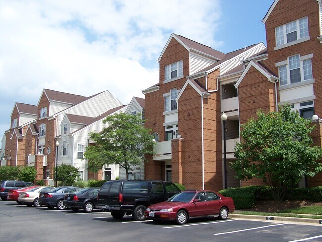 6874 Brindle Heath Way Unit B Alexandria Va Condo For Rent In Alexandria Va Apartments Com