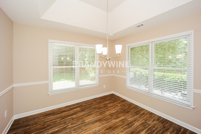 Foto del edificio - 151 Wakefield Dr