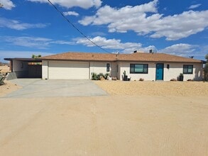 Building Photo - 2453 Sunny Vista Rd