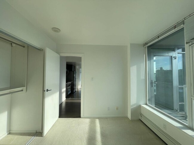 Photo du bâtiment - 1887 Crowe St