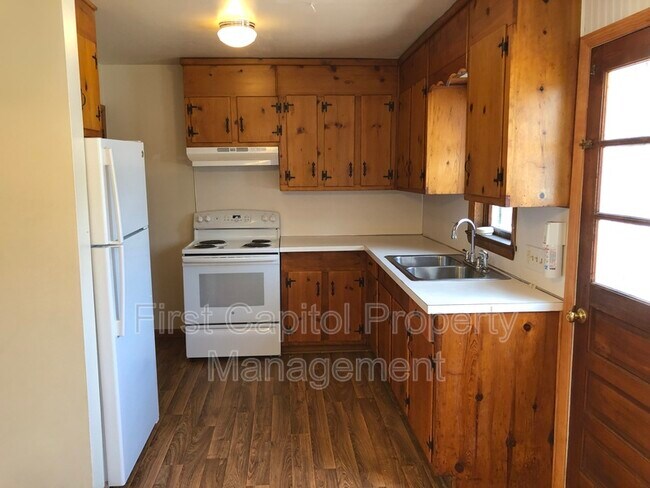 Building Photo - 47 W Hanover St