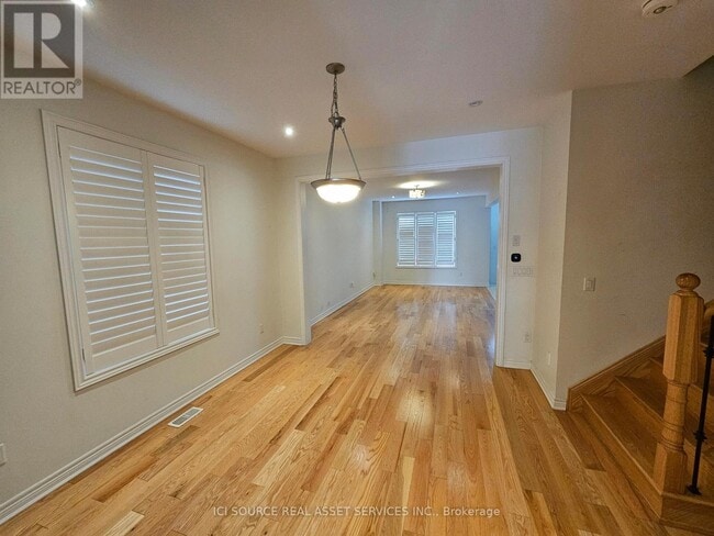 Building Photo - 128 Bridlewood Blvd