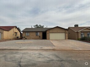 Building Photo - 602 Mercury Ave