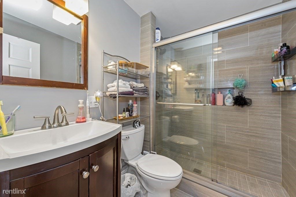 Foto del edificio - 4 br, 2 bath House - 16 Sewall St Apt 1C 1C
