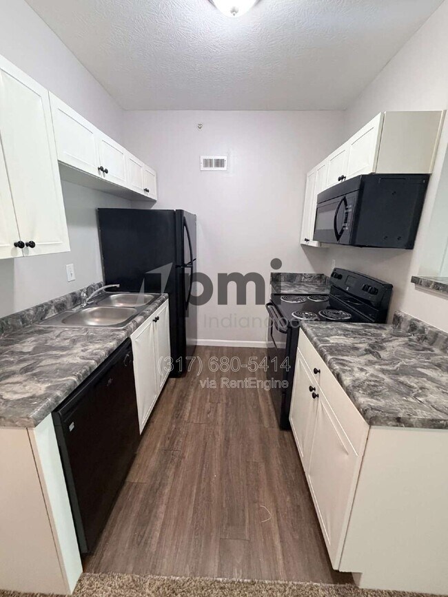Interior Photo - Jefferson Pointe