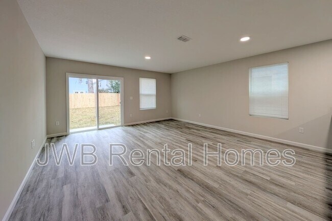 Foto del edificio - 7605 Eaton Ave