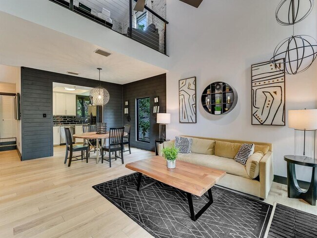 Foto del edificio - 5701 Westslope Dr