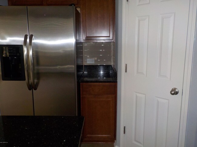 Foto del edificio - 148 Cresthaven Pl