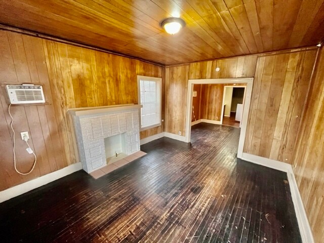 Building Photo - 424 Johnston