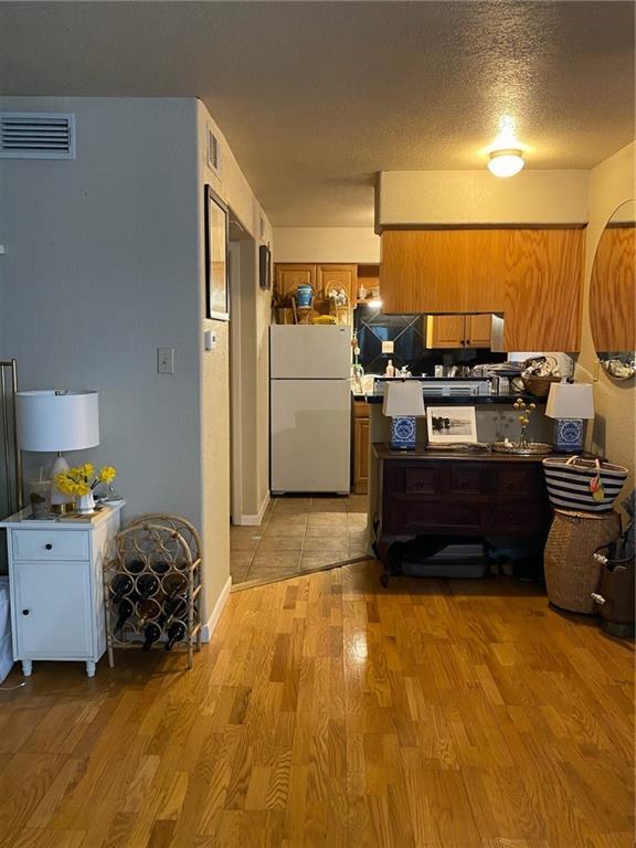 Foto del edificio - 112 W 38th St