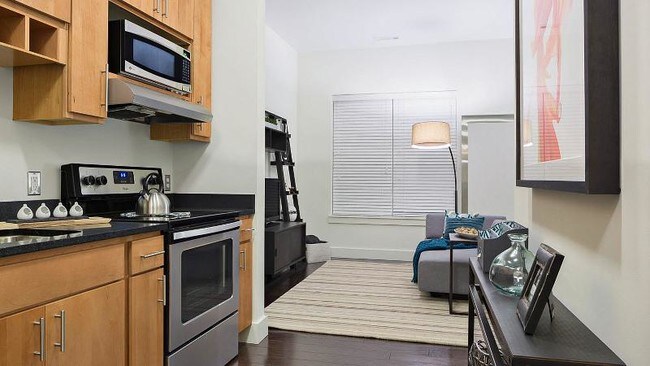 Building Photo - 80 Fawcett St