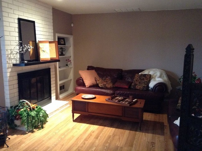 Foto del edificio - 11423 Springhollow Rd