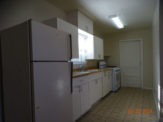 Foto del edificio - 1 Bedroom 1 Bath In Town