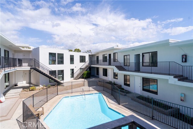 Building Photo - 6679 Linda Vista Rd