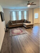 Building Photo - 17607 Desmond St