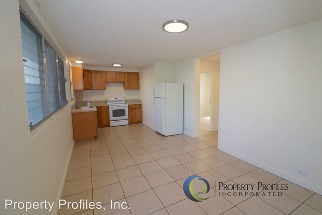 Building Photo - 2787 Waialae Ave